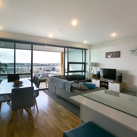Stunning Views Central Apartment
